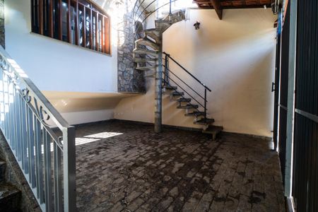 Casa para alugar com 211m², 3 quartos e 1 vaga Casa para alugar com 211m², 3 quartos e 1 vagaGaragem