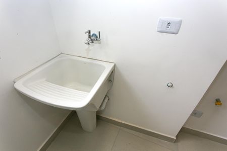 Apartamento para alugar com 40m², 1 quarto e sem vaga Apartamento para alugar com 40m², 1 quarto e sem vagaÁrea de Serviço - Tanque