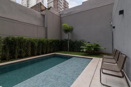Studio para alugar com 24m², 1 quarto e sem vaga Studio para alugar com 24m², 1 quarto e sem vagaÁrea comum - Piscina