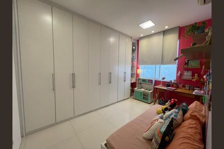 Apartamento à venda com 110m², 3 quartos e 1 vaga Apartamento à venda com 110m², 3 quartos e 1 vagaQuarto
