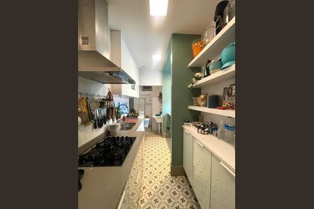 Apartamento à venda com 110m², 3 quartos e 1 vaga Apartamento à venda com 110m², 3 quartos e 1 vagaCozinha