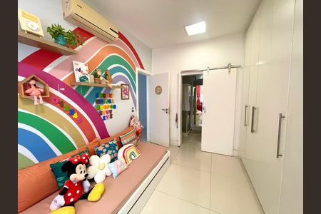 Apartamento à venda com 110m², 3 quartos e 1 vaga Apartamento à venda com 110m², 3 quartos e 1 vagaQuarto