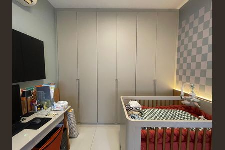 Apartamento à venda com 110m², 3 quartos e 1 vaga Apartamento à venda com 110m², 3 quartos e 1 vagaQuarto