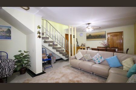 Casa à venda com 4 quartos, 300m² em Jardim Imperador (zona Leste), São Paulo