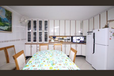 Casa à venda com 300m², 4 quartos e 5 vagas