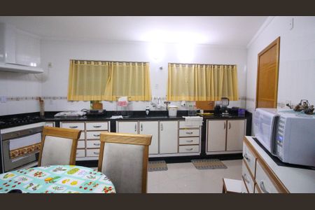Casa à venda com 300m², 4 quartos e 5 vagas
