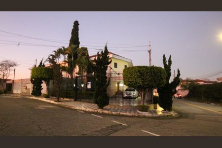 Casa à venda com 300m², 4 quartos e 5 vagas
