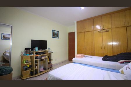 Casa à venda com 4 quartos, 300m² em Jardim Imperador (zona Leste), São Paulo