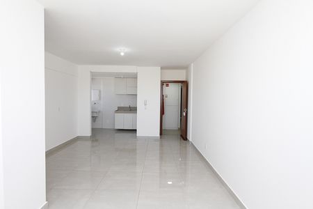 Sala de apartamento para alugar com 3 quartos, 71m² em Padre Eustáquio, Belo Horizonte