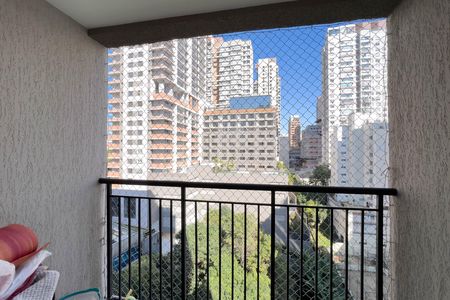 Apartamento à venda com 33m², 1 quarto e sem vaga Apartamento à venda com 33m², 1 quarto e sem vagaVaranda