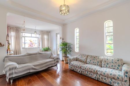 Casa à venda com 4 quartos, 410m² em Bosque da Saúde, São Paulo
