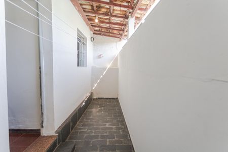 Área de Serviço/Entrada de casa para alugar com 1 quarto, 30m² em Aparecida, Belo Horizonte