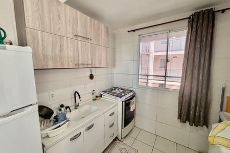 Cozinha  de apartamento para alugar com 2 quartos, 42m² em Lageado, Ferraz de Vasconcelos