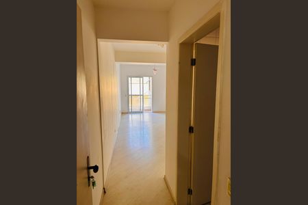 Entrada de apartamento para alugar com 2 quartos, 60m² em Residencial Morada dos Lagos, Barueri