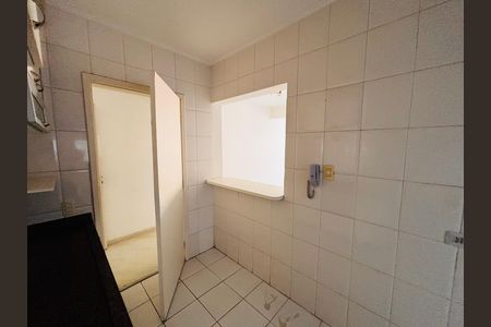 Cozinha  de apartamento para alugar com 2 quartos, 60m² em Residencial Morada dos Lagos, Barueri