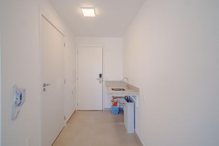 Cozinha de kitnet/studio para alugar com 1 quarto, 25m² em Butantã, São Paulo
