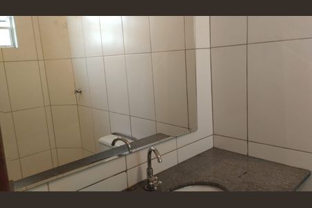 Banheiro social de apartamento à venda com 3 quartos, 73m² em Silveira, Belo Horizonte