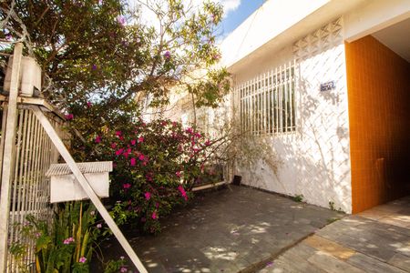 Fachada de casa à venda com 6 quartos, 360m² em Prado, Belo Horizonte