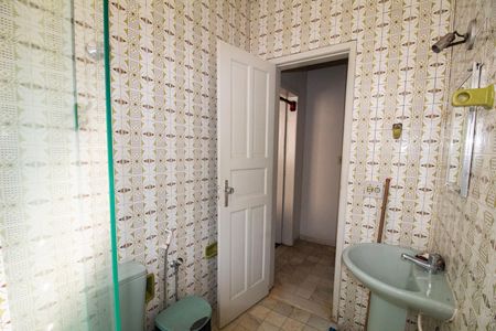Banheiro social de casa à venda com 6 quartos, 360m² em Prado, Belo Horizonte