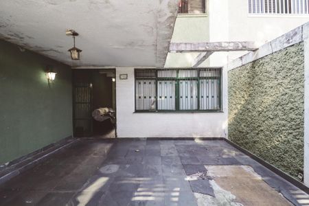 Garagem de casa à venda com 4 quartos, 121m² em Sítio do Morro, São Paulo