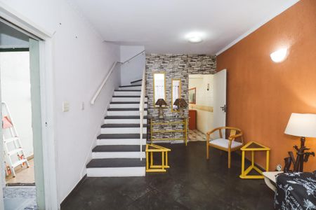 Sala de casa à venda com 4 quartos, 121m² em Sítio do Morro, São Paulo