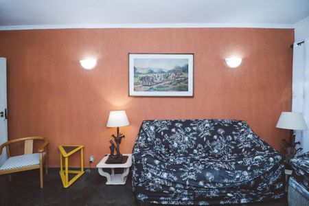 Sala de casa à venda com 4 quartos, 121m² em Sítio do Morro, São Paulo