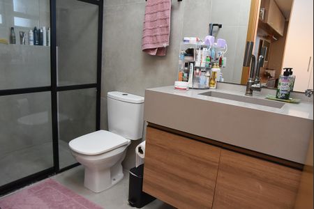 Apartamento à venda com 101m², 3 quartos e 2 vagasBanheiro da Suíte