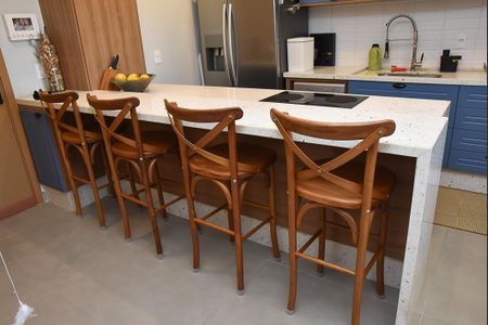 Apartamento à venda com 101m², 3 quartos e 2 vagasCozinha