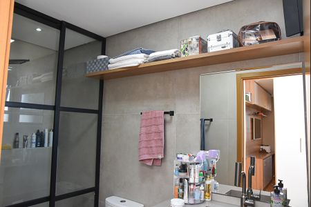 Apartamento à venda com 101m², 3 quartos e 2 vagasBanheiro da Suíte