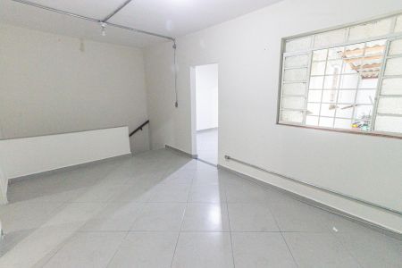 Casa para alugar com 125m², 3 quartos e sem vaga Casa para alugar com 125m², 3 quartos e sem vagaSala