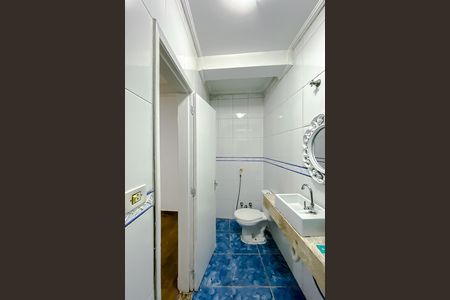 Casa para alugar com 200m², 2 quartos e sem vaga Casa para alugar com 200m², 2 quartos e sem vagaBanheiro da Suíte 2