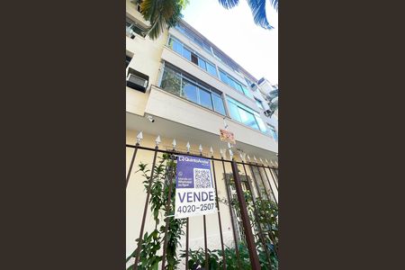 Apartamento à venda com 38m², 1 quarto e sem vaga Apartamento à venda com 38m², 1 quarto e sem vagaPlaquinha