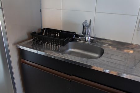 Cozinha de apartamento à venda com 1 quarto, 31m² em Vila das Belezas, São Paulo