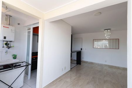 Sala  de apartamento à venda com 2 quartos, 60m² em Vila Nova Mazzei, São Paulo