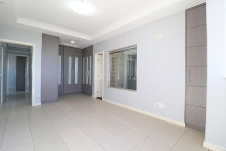 Apartamento para alugar com 217m², 3 quartos e 2 vagasQuarto 3 - Suíte