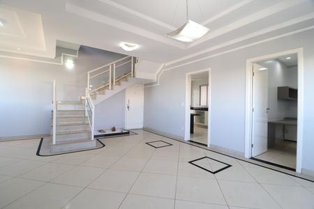Apartamento para alugar com 217m², 3 quartos e 2 vagasSala