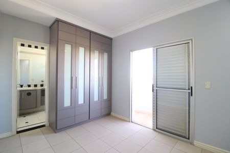 Apartamento para alugar com 217m², 3 quartos e 2 vagasQuarto 2 - Suíte