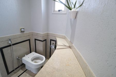 Apartamento para alugar com 217m², 3 quartos e 2 vagasLavabo