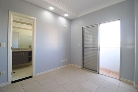 Apartamento para alugar com 217m², 3 quartos e 2 vagasQuarto 1 - Suíte