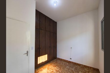 Casa para alugar com 160m², 4 quartos e 3 vagas Casa para alugar com 160m², 4 quartos e 3 vagasQuarto 2