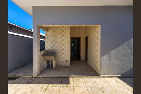 Casa para alugar com 160m², 4 quartos e 3 vagas Casa para alugar com 160m², 4 quartos e 3 vagasQuintal