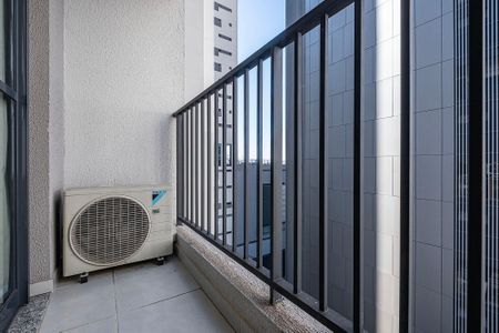 Studio para alugar com 25m², 1 quarto e sem vaga Studio para alugar com 25m², 1 quarto e sem vagaStudio - Varanda