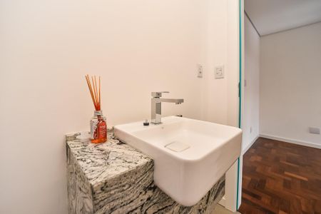 Apartamento para alugar com 66m², 2 quartos e 1 vaga Apartamento para alugar com 66m², 2 quartos e 1 vagaLavabo