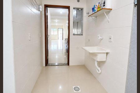 Casa para alugar com 52m², 2 quartos e 1 vaga Casa para alugar com 52m², 2 quartos e 1 vagaÁrea de serviço