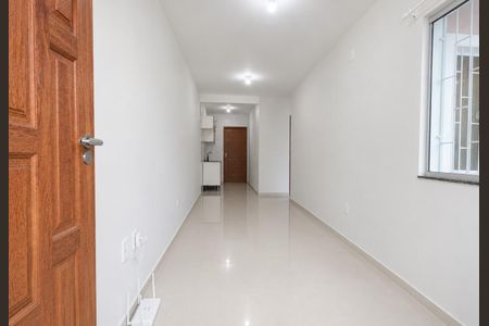 Casa para alugar com 52m², 2 quartos e 1 vaga Casa para alugar com 52m², 2 quartos e 1 vagaCorredor
