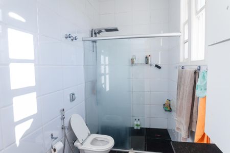 Casa de condomínio à venda com 400m², 5 quartos e 9 vagasBanheiro suite 2 / master 