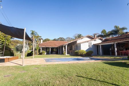 Casa de condomínio à venda com 400m², 5 quartos e 9 vagasQuintal - piscina 
