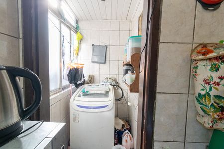 Cozinha e Área de serviço de apartamento à venda com 2 quartos, 50m² em Restinga, Porto Alegre