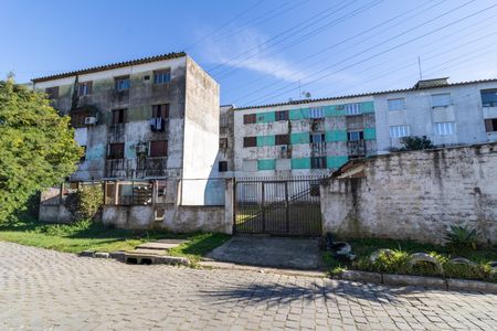 Fachada de apartamento à venda com 2 quartos, 50m² em Restinga, Porto Alegre