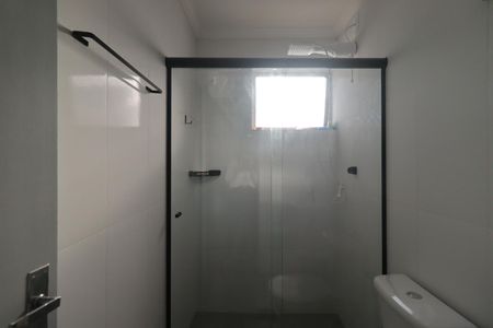 Banheiro de apartamento para alugar com 2 quartos, 60m² em Jardim Macedo, Ribeirão Preto